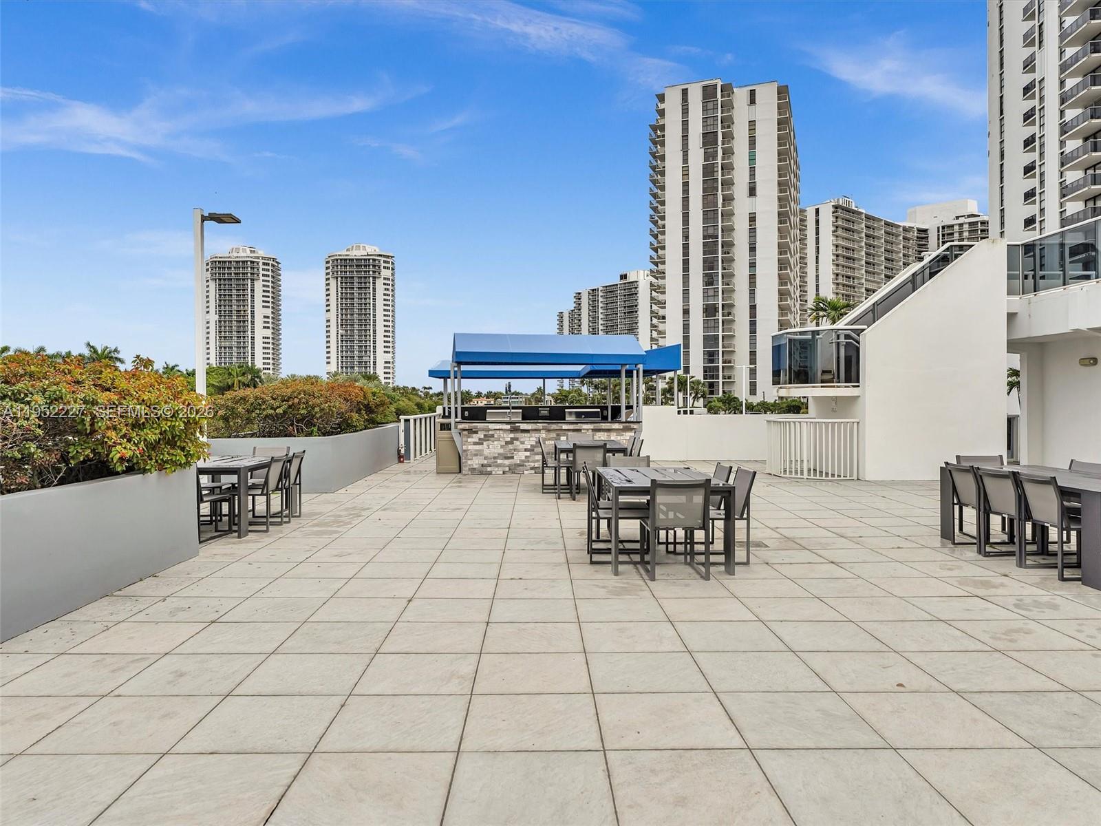 3675 N Country Club Dr # 409