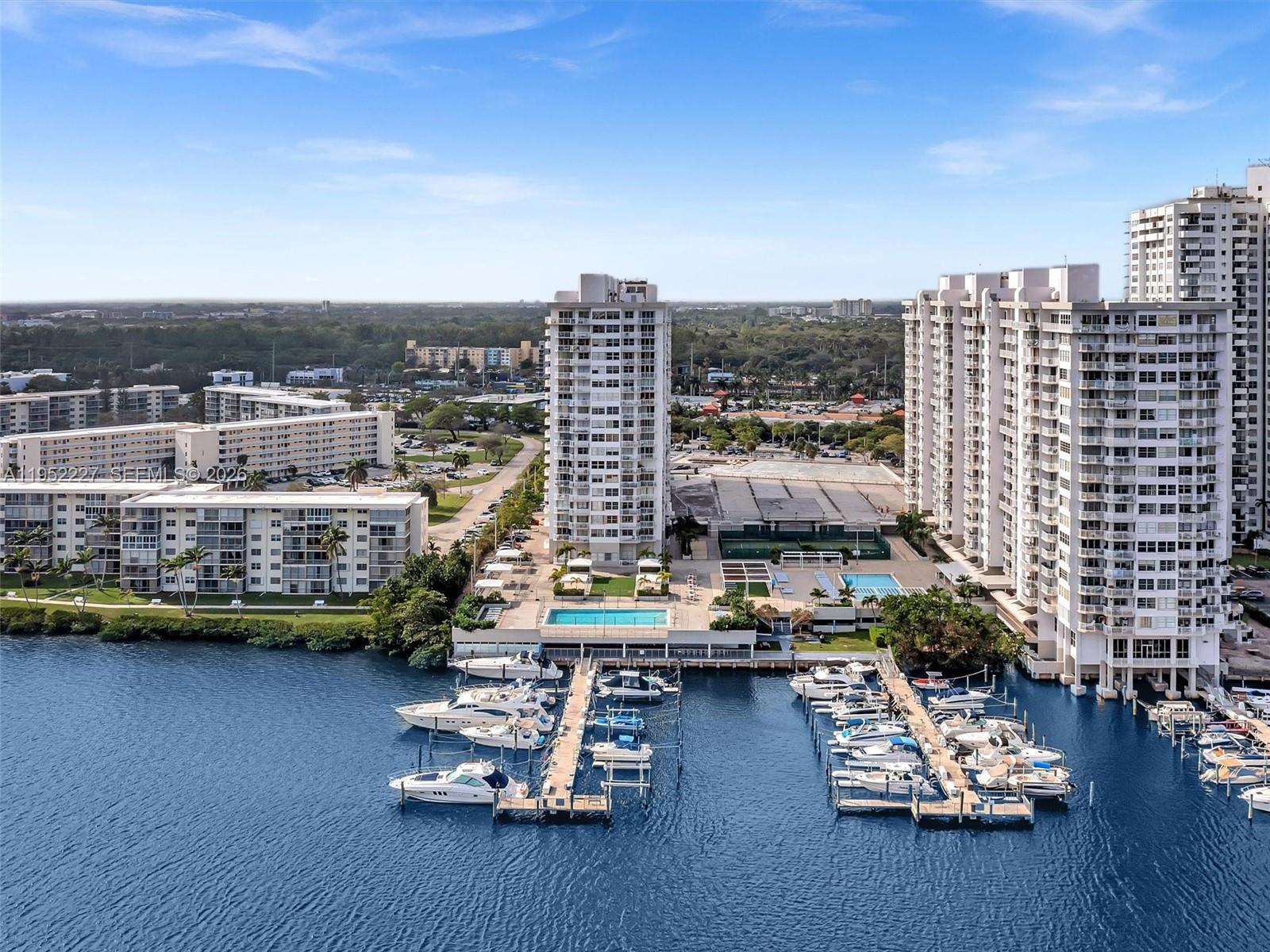 3675 N Country Club Dr # 409