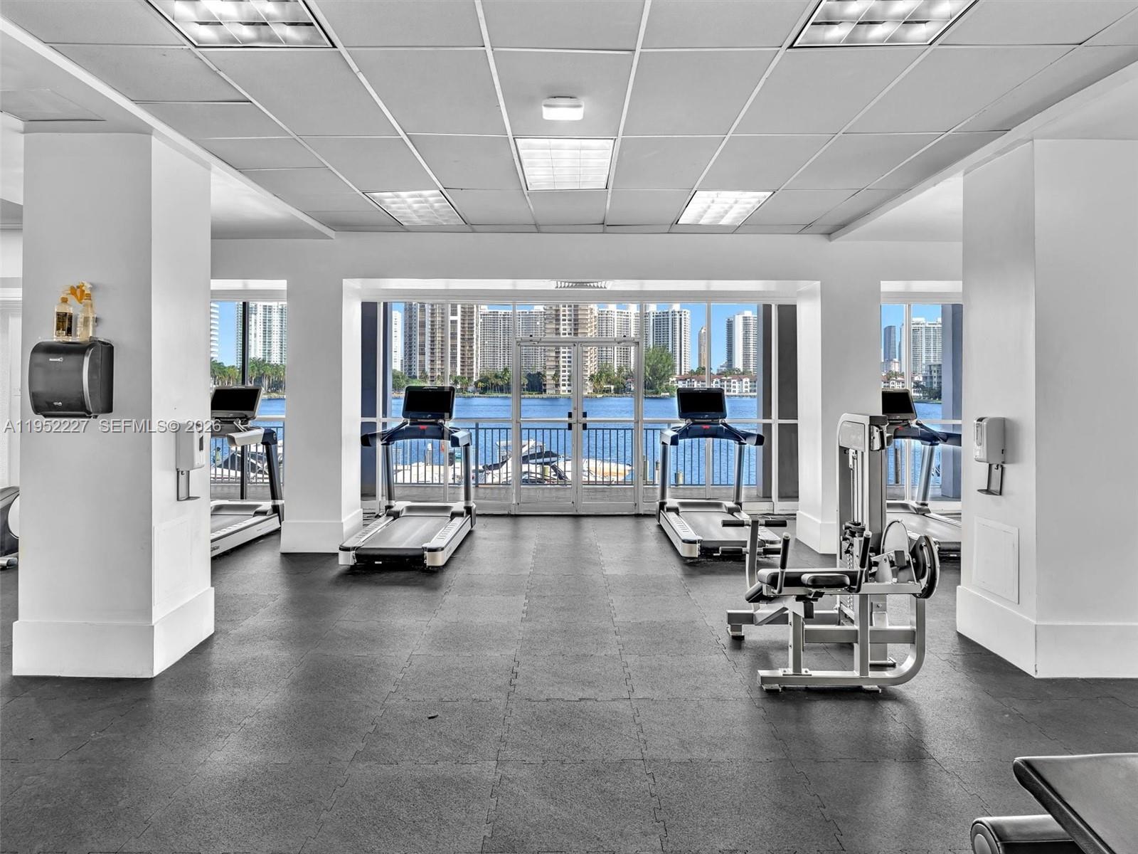 3675 N Country Club Dr # 409