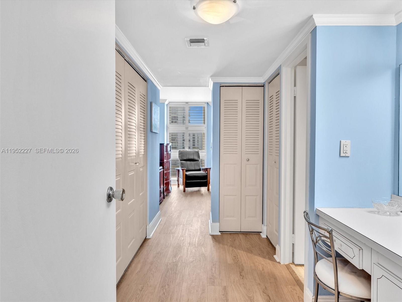 3675 N Country Club Dr # 409