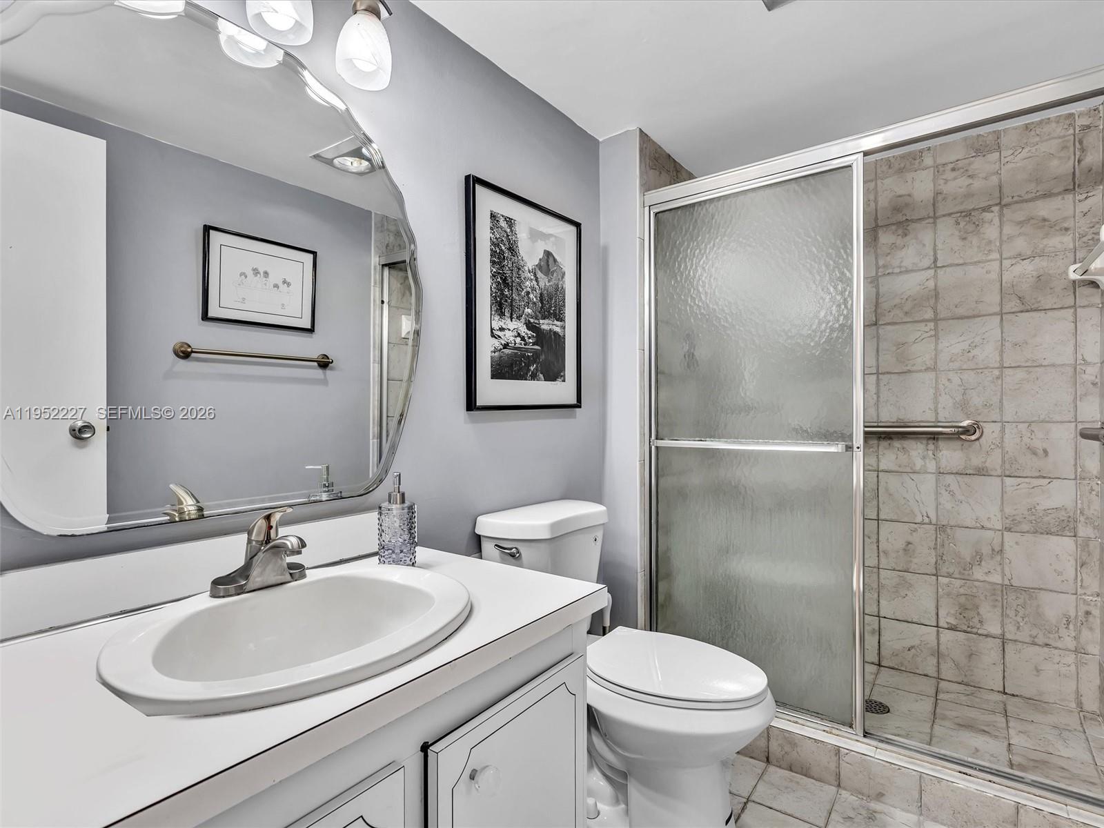 3675 N Country Club Dr # 409