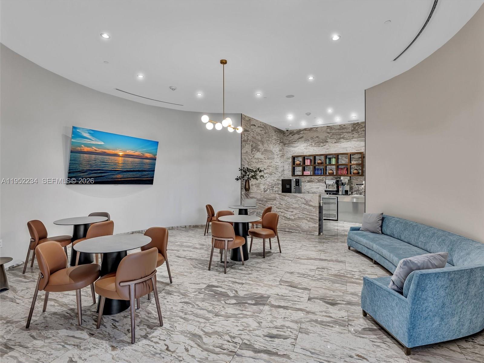 3300 NE 188th St # 718