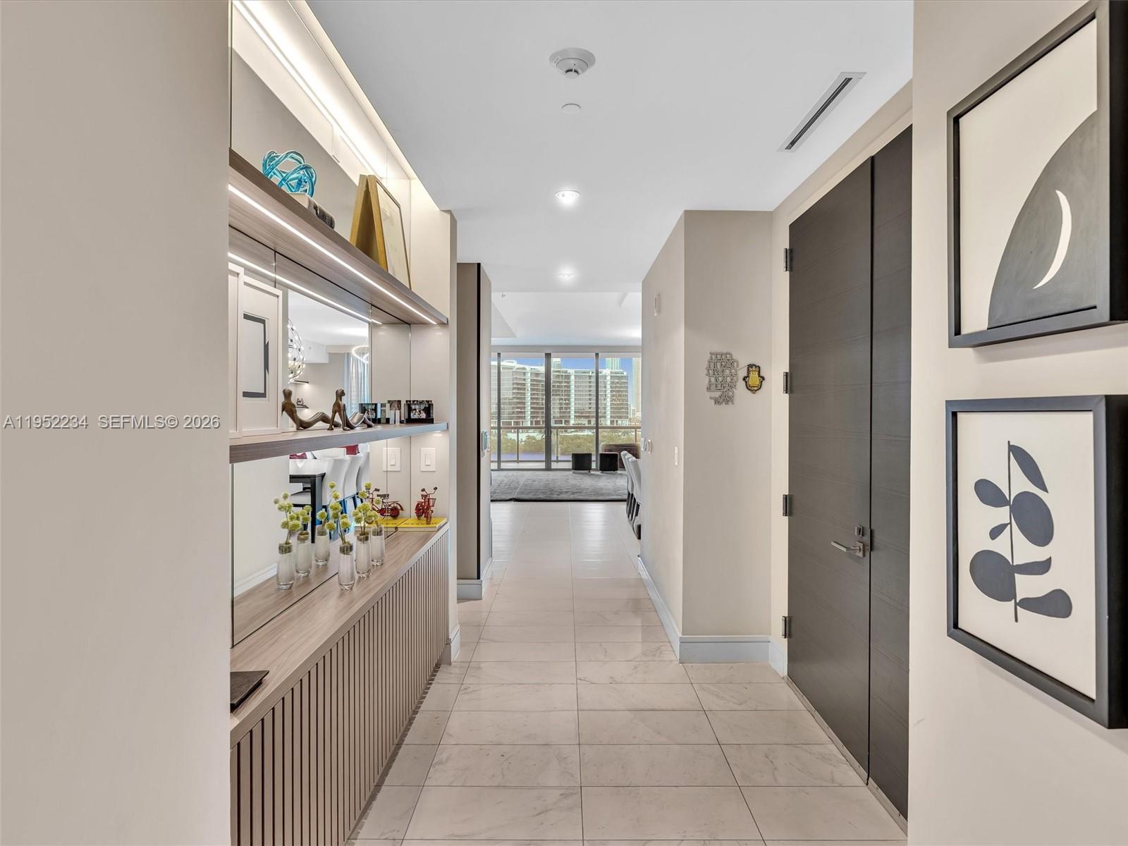 3300 NE 188th St # 718