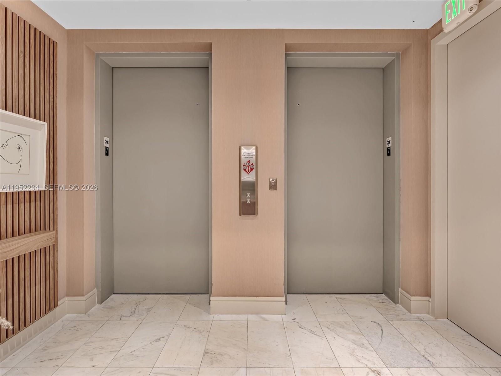 3300 NE 188th St # 718