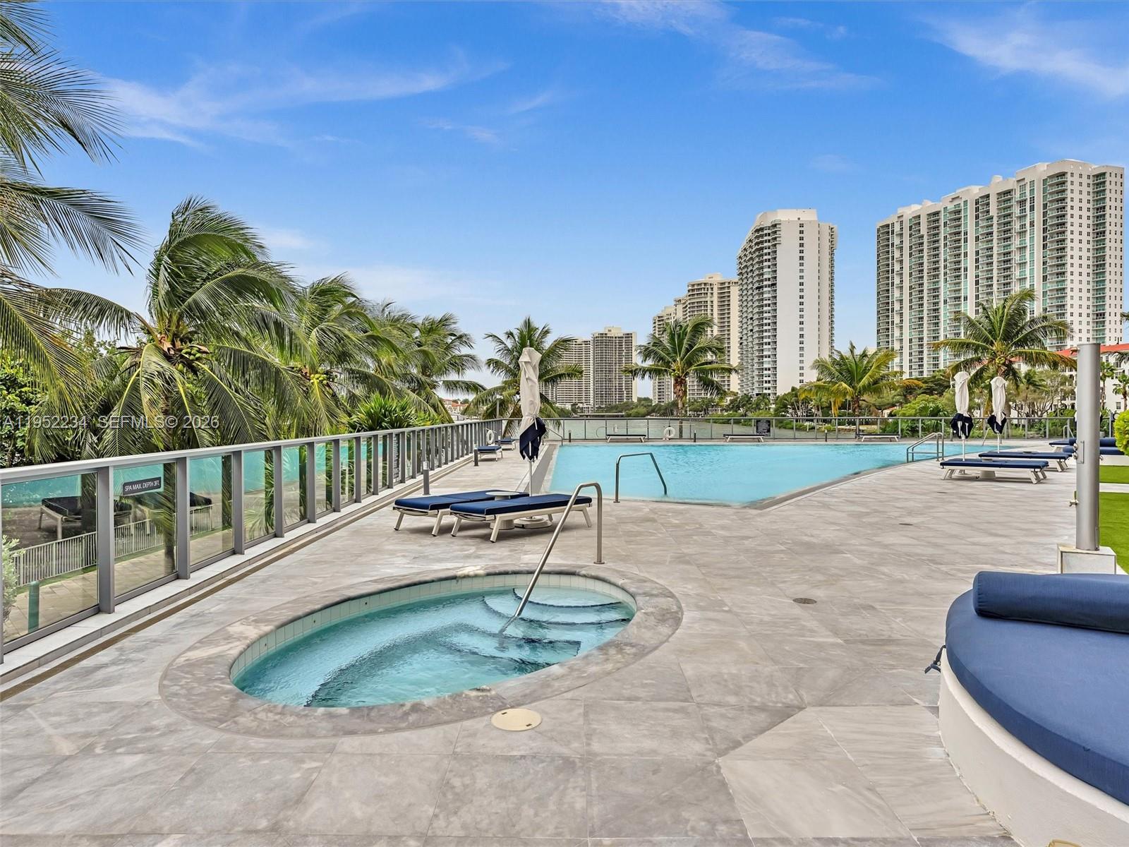 3300 NE 188th St # 718