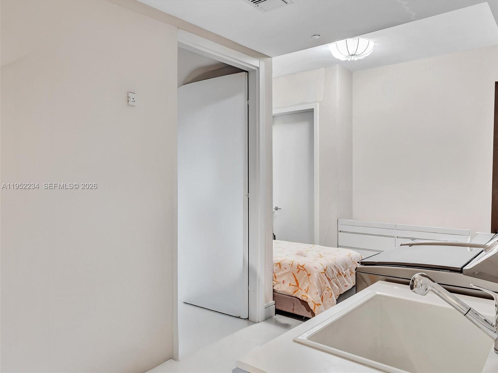 3300 NE 188th St # 718