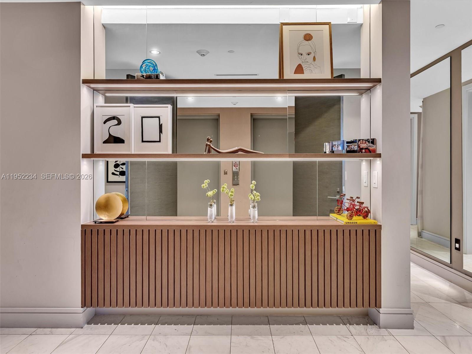 3300 NE 188th St # 718