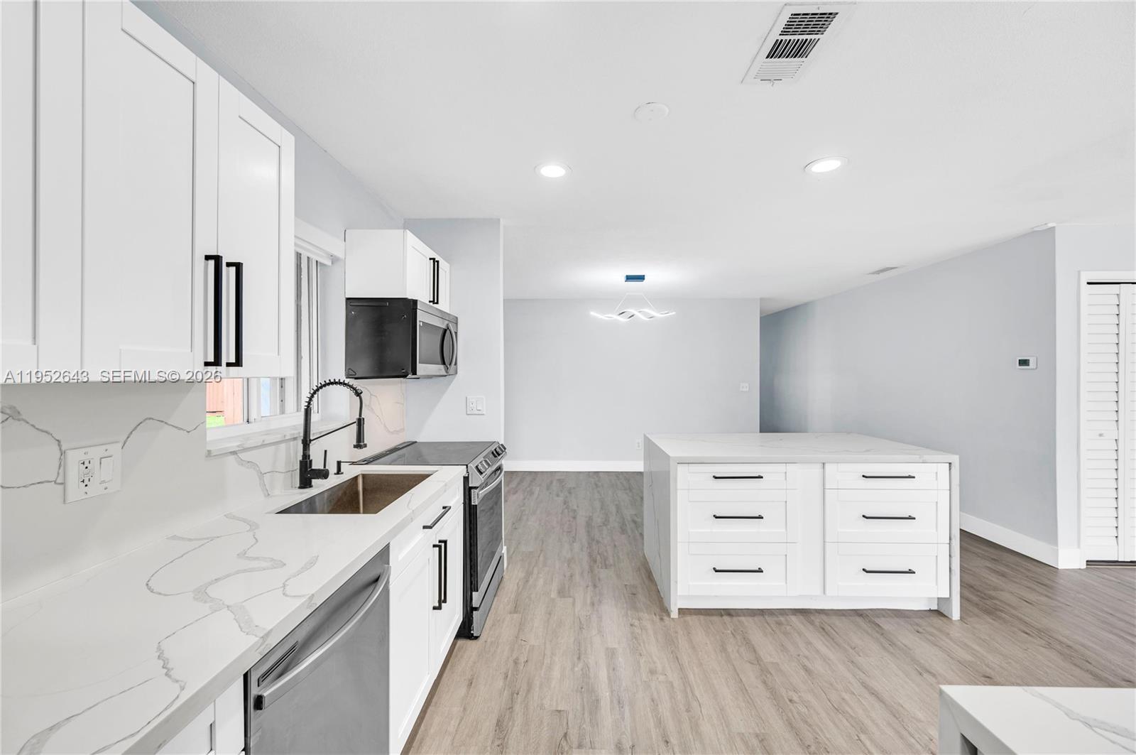 15930 SW 90th Ave