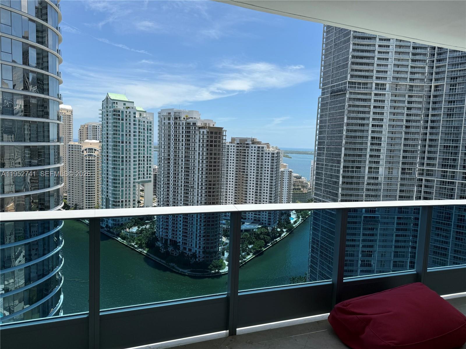 200 Biscayne Boulevard Way # 3303