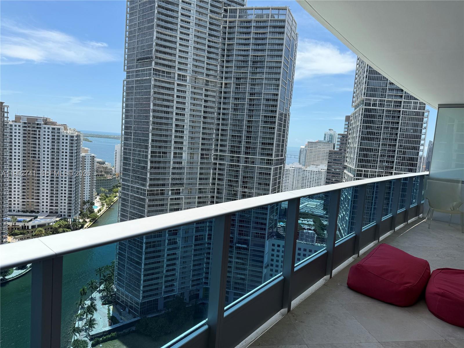 200 Biscayne Boulevard Way # 3303