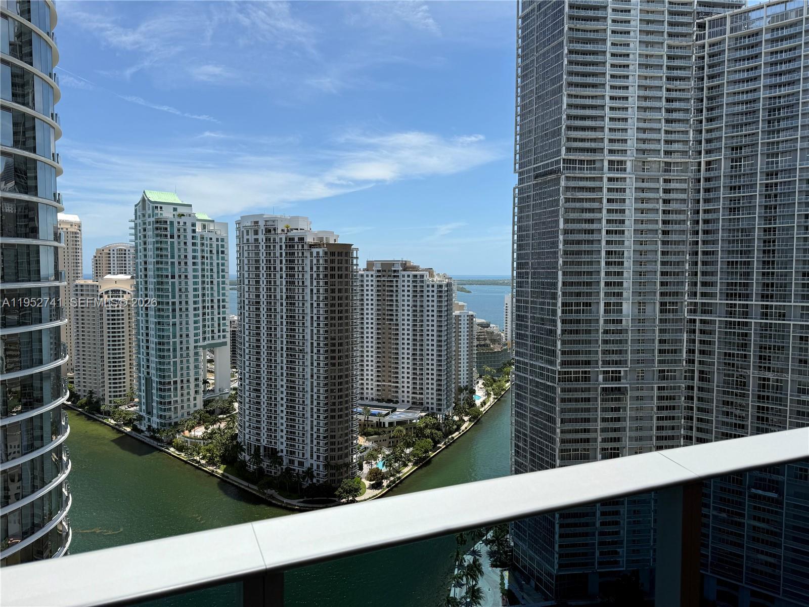 200 Biscayne Boulevard Way # 3303