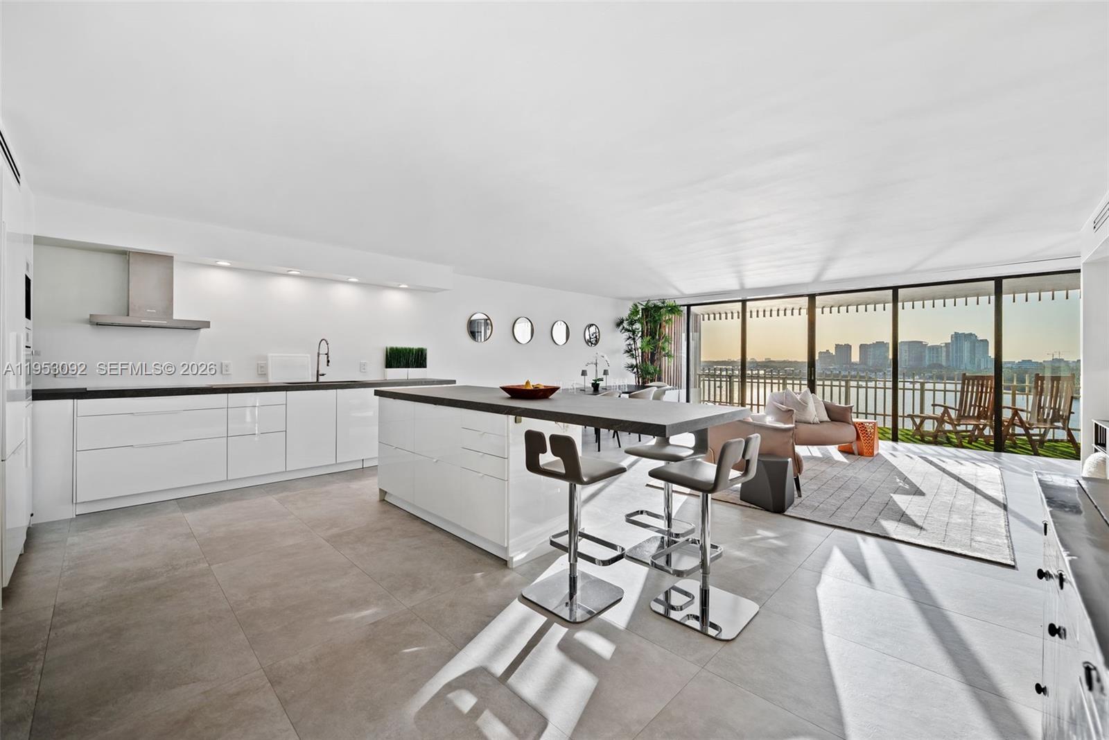 1 Grove Isle Dr # A1106