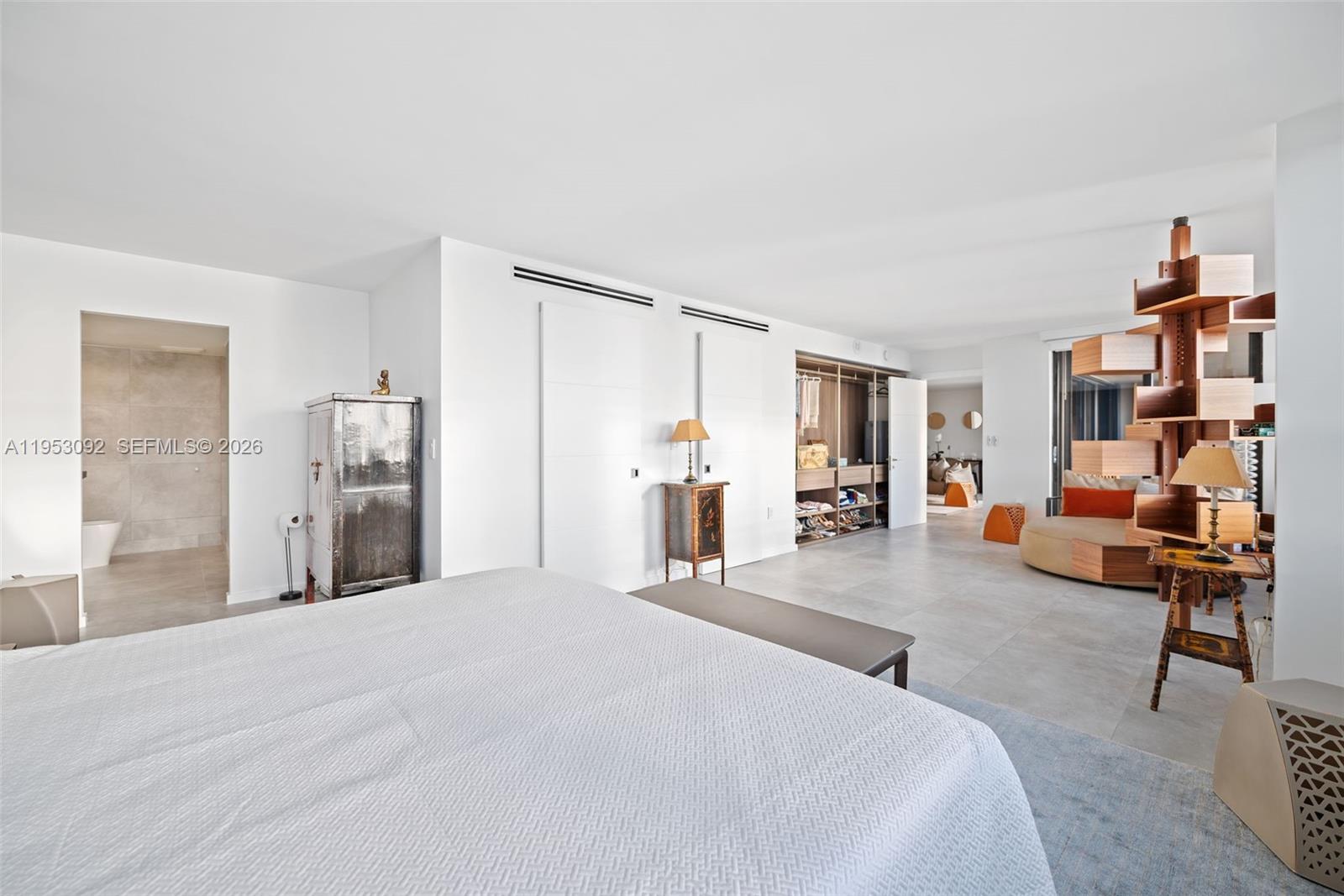 1 Grove Isle Dr # A1106