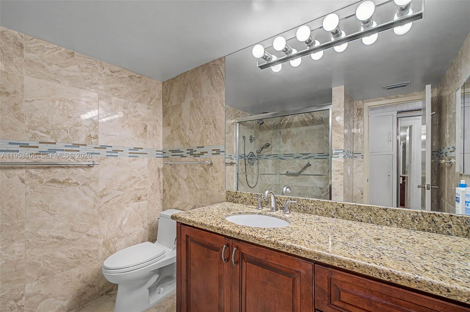 1420 Brickell Bay Dr # 904B