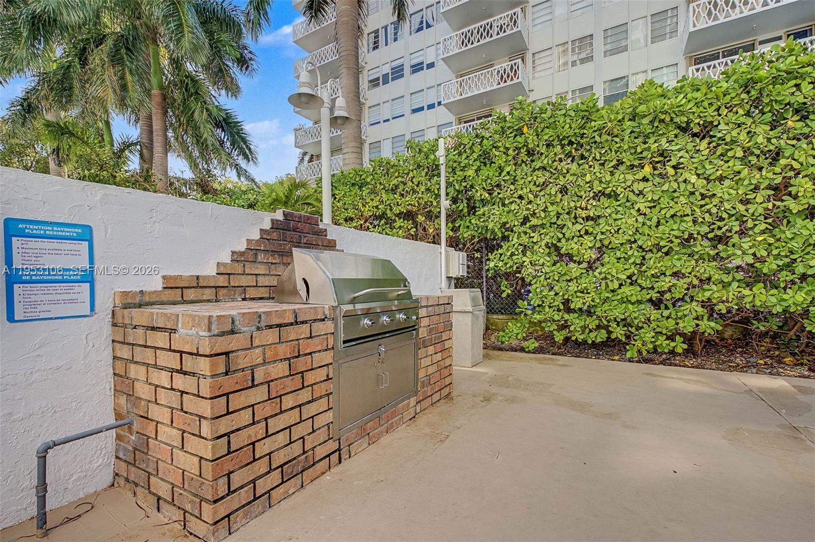 1420 Brickell Bay Dr # 904B