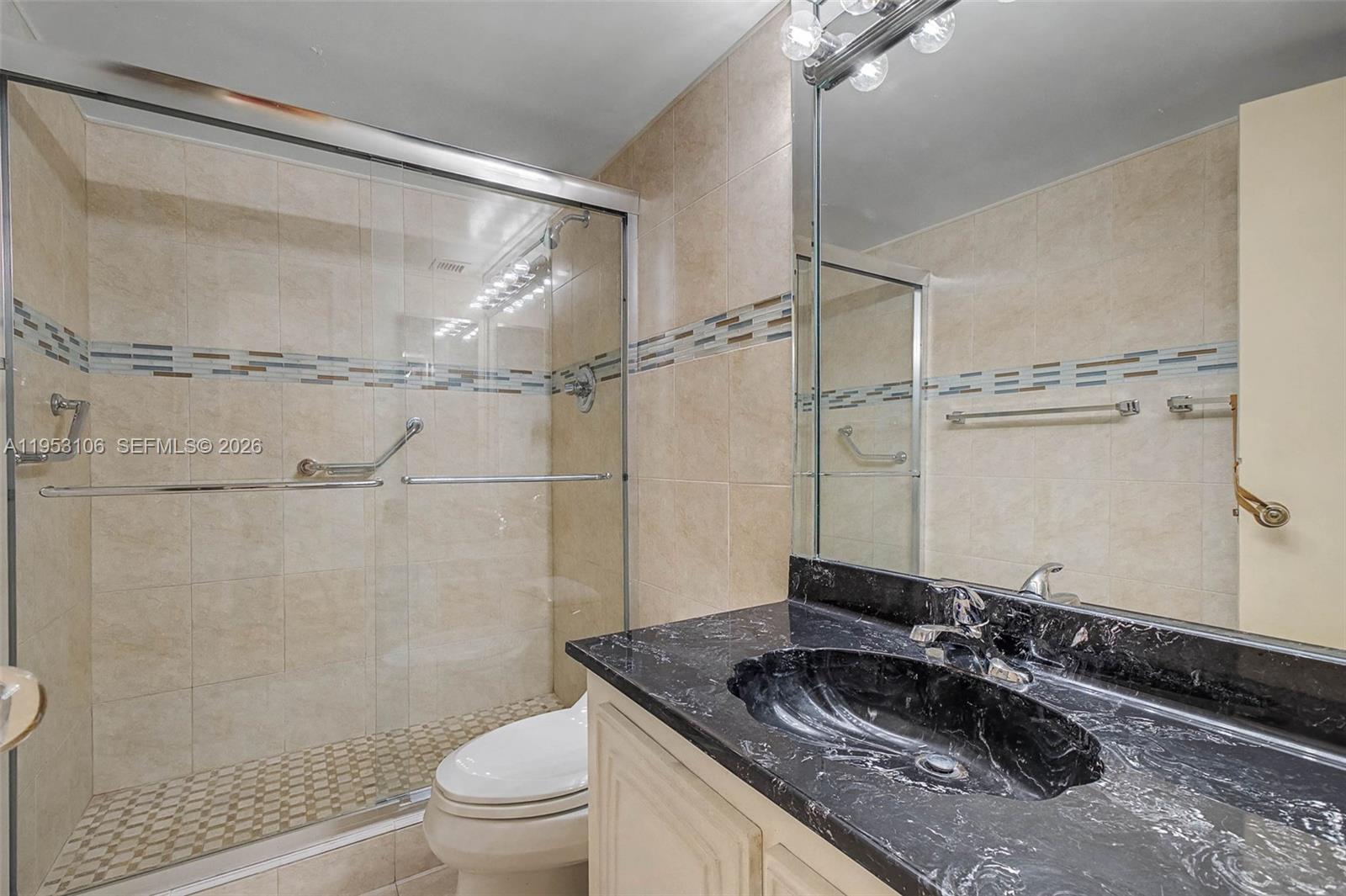 1420 Brickell Bay Dr # 904B