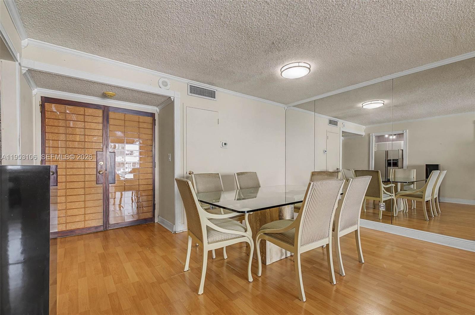 1420 Brickell Bay Dr # 904B