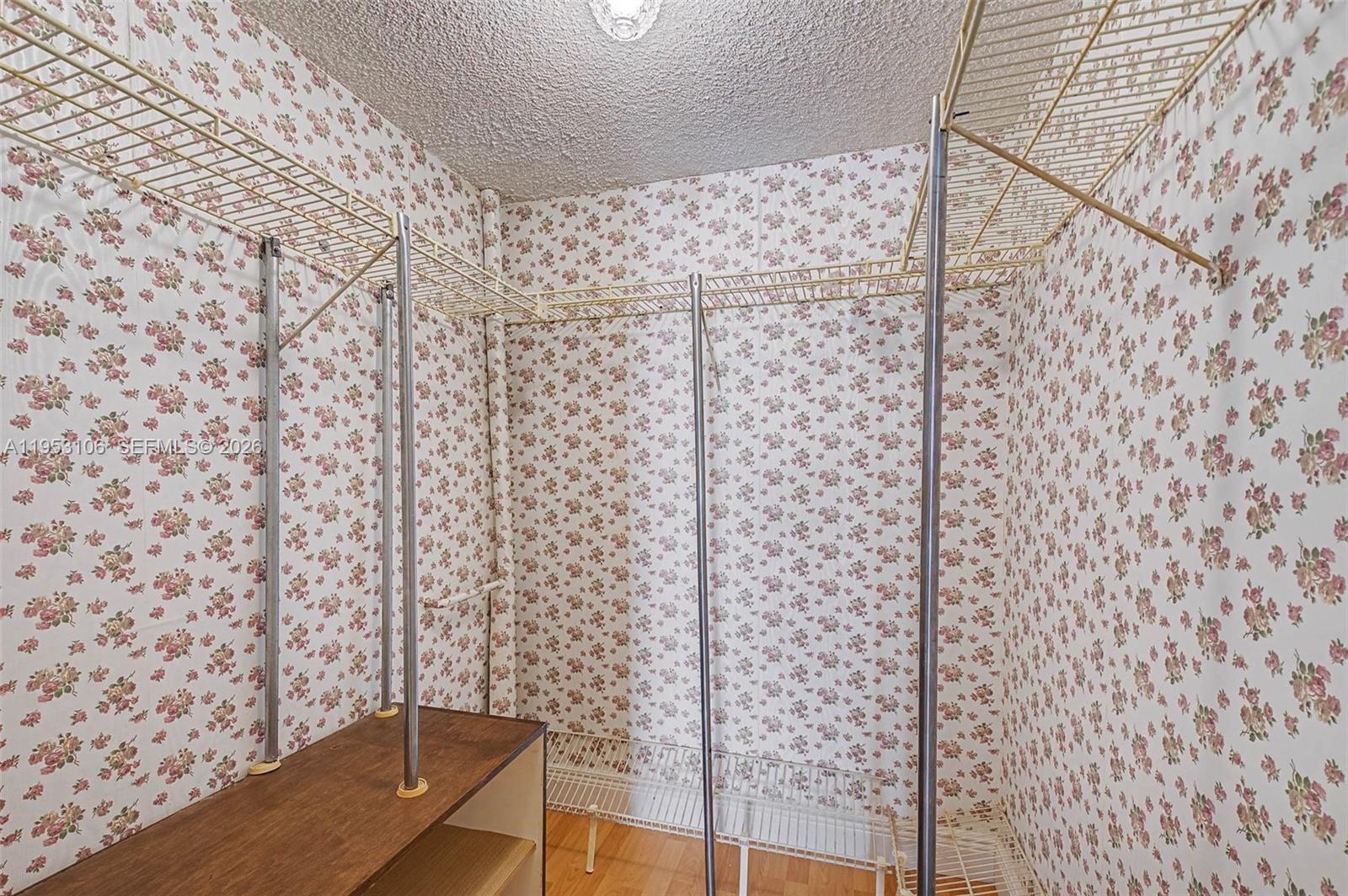 1420 Brickell Bay Dr # 904B