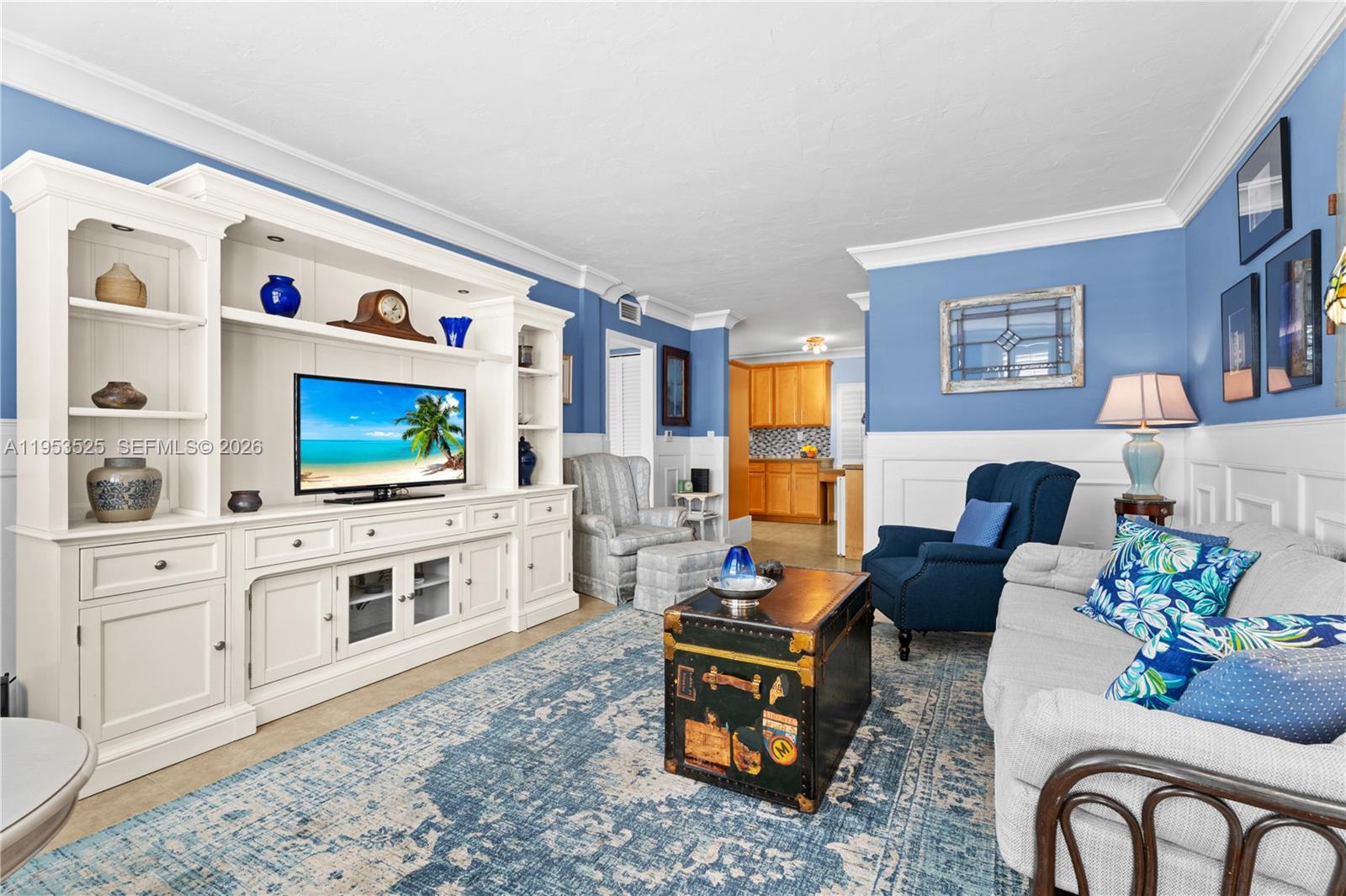 1480 Euclid Ave # 201