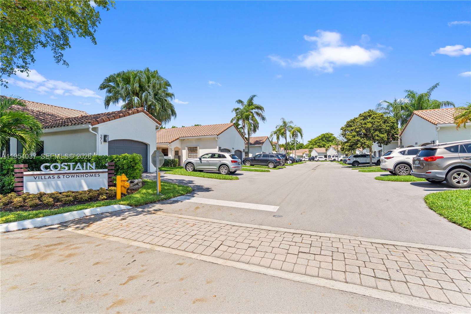 21200 Harbor Way # 11 Unit: 118-11