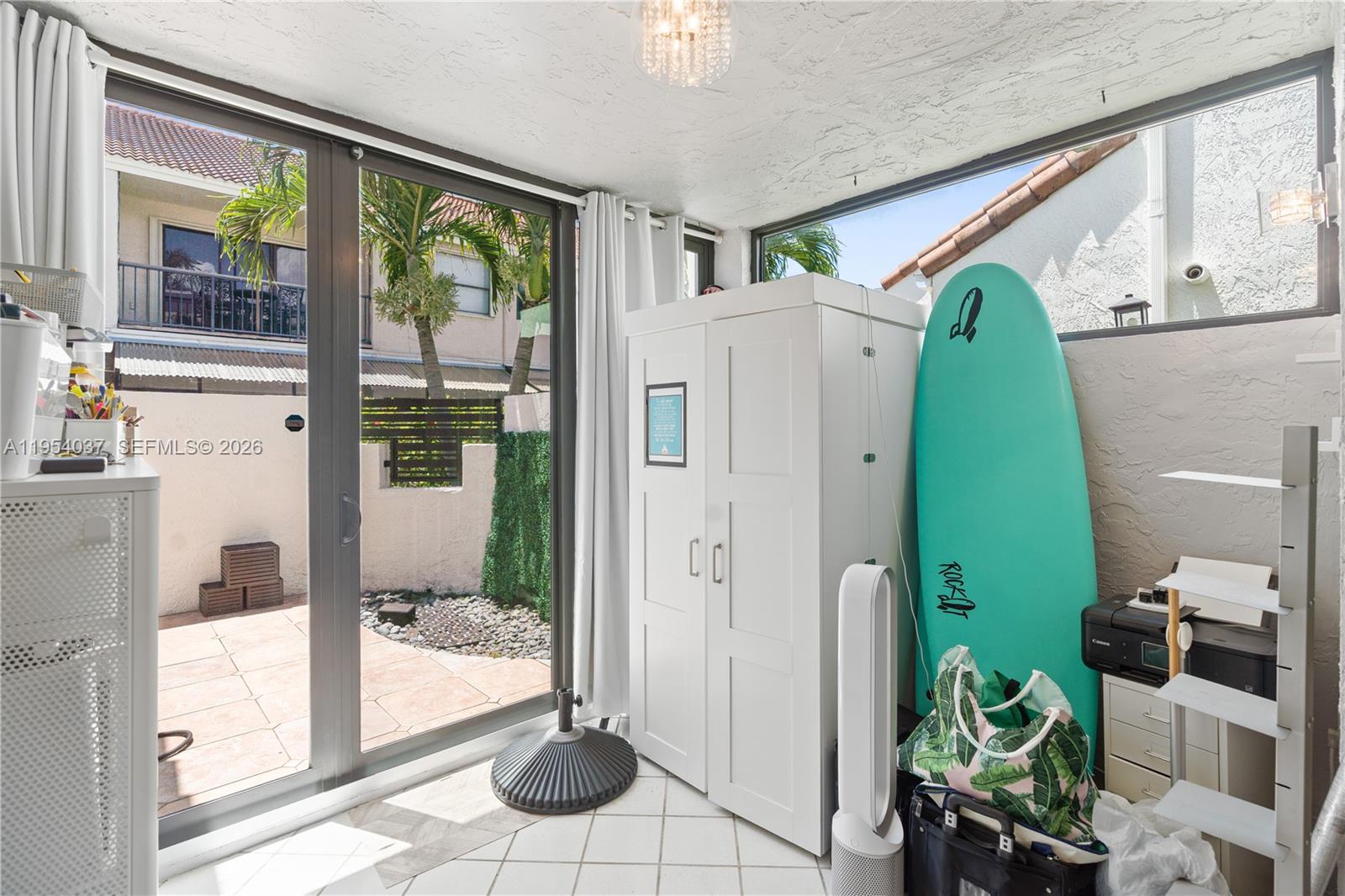 21200 Harbor Way # 11 Unit: 118-11