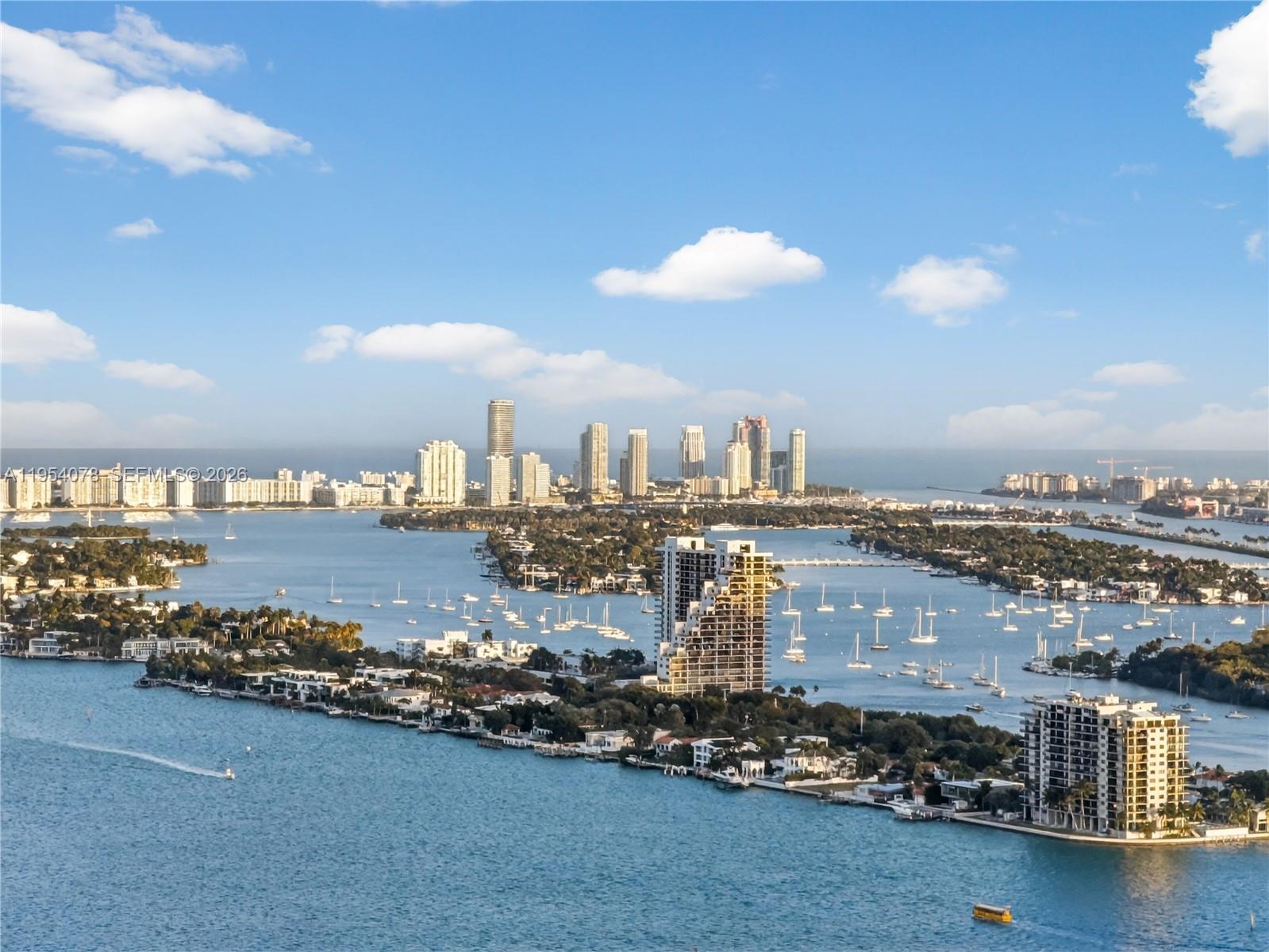 2020 N Bayshore Dr # 4104 Unit: PH-4104