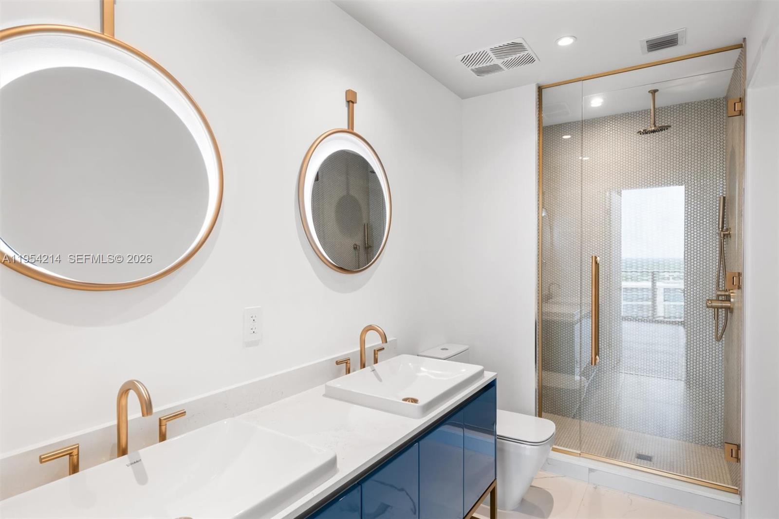 2678 Tigertail Ave # 1609