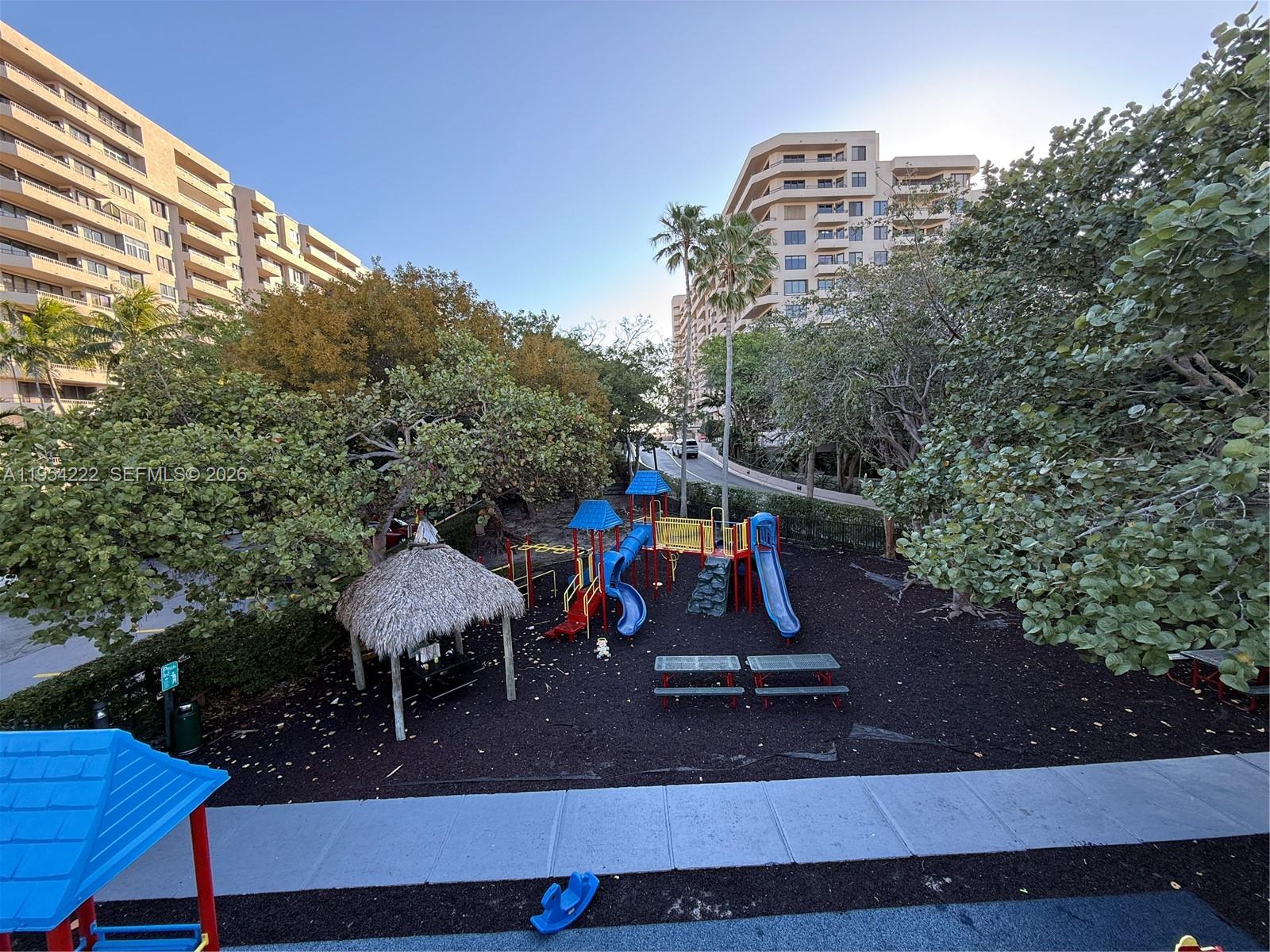 201 Crandon Blvd # 928