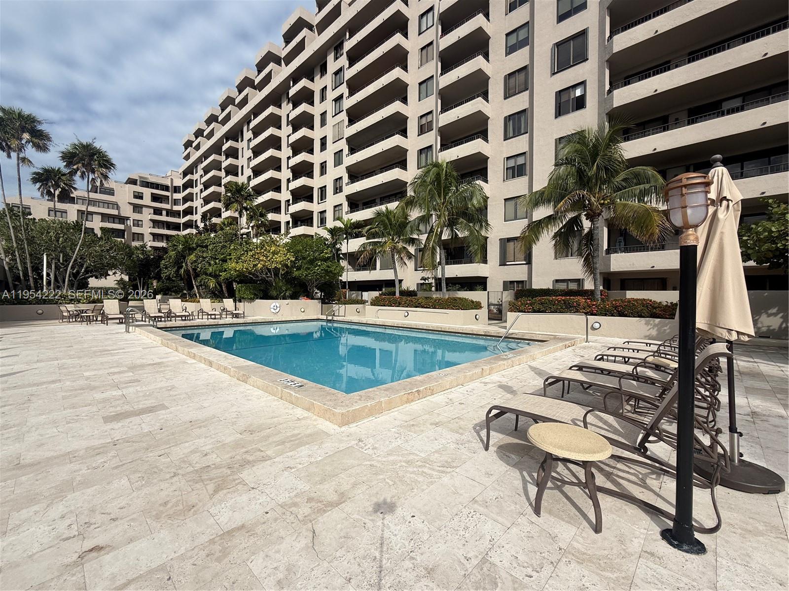 201 Crandon Blvd # 928