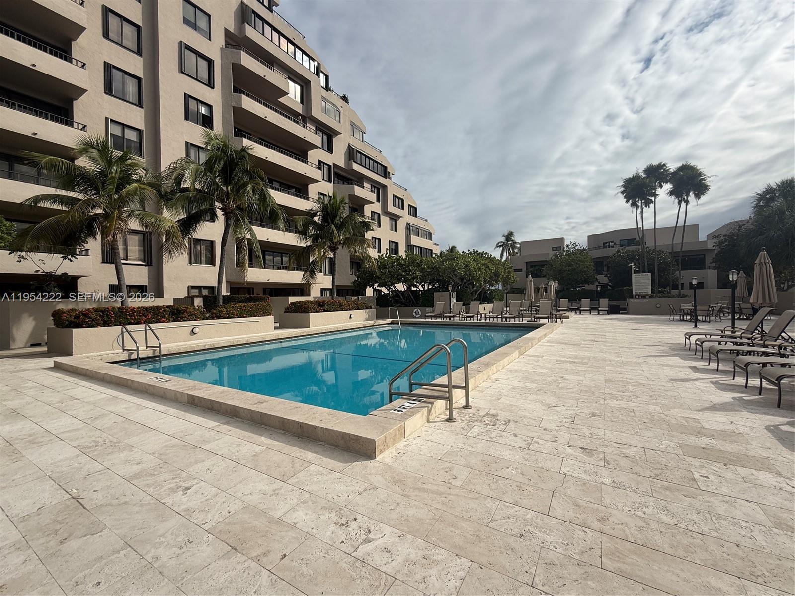 201 Crandon Blvd # 928