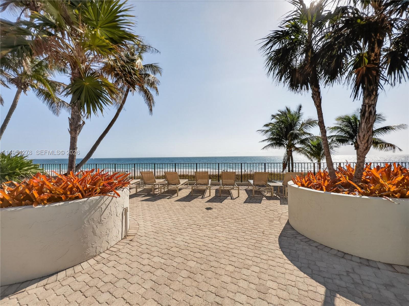 5000 N Ocean Blvd # 1006