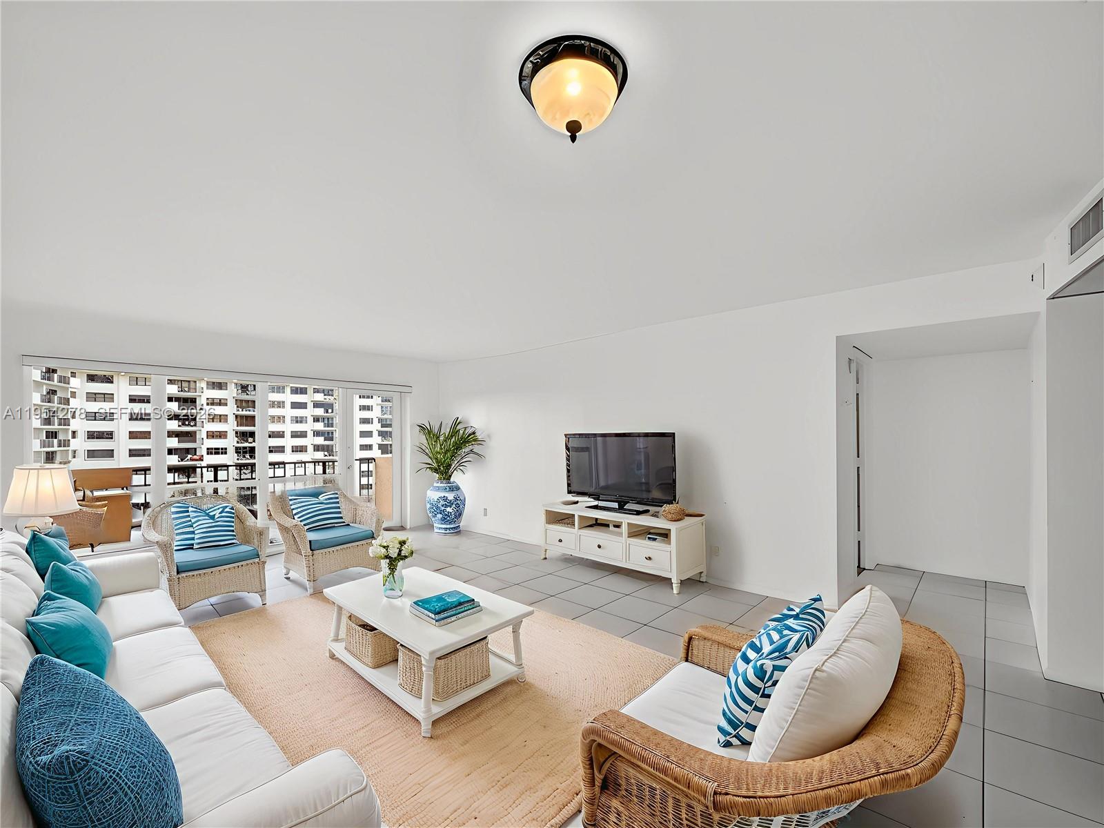 5000 N Ocean Blvd # 1006