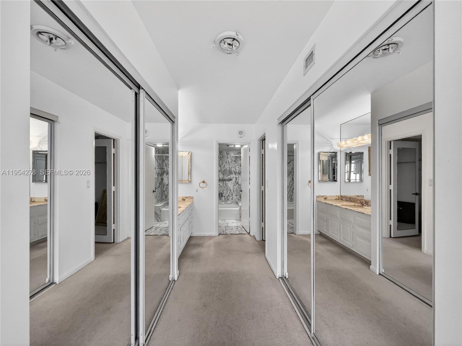 5000 N Ocean Blvd # 1006
