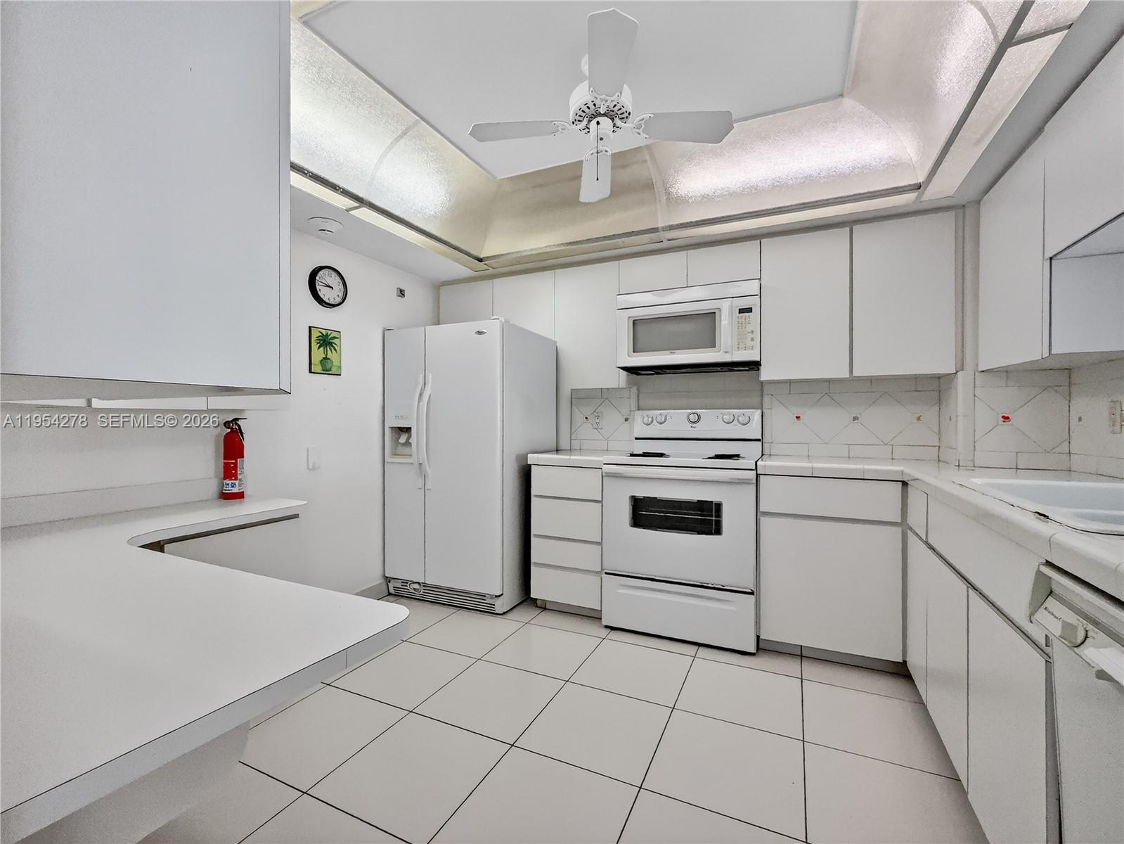 5000 N Ocean Blvd # 1006