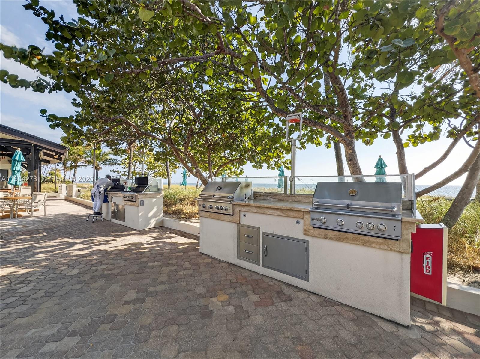 5000 N Ocean Blvd # 1006
