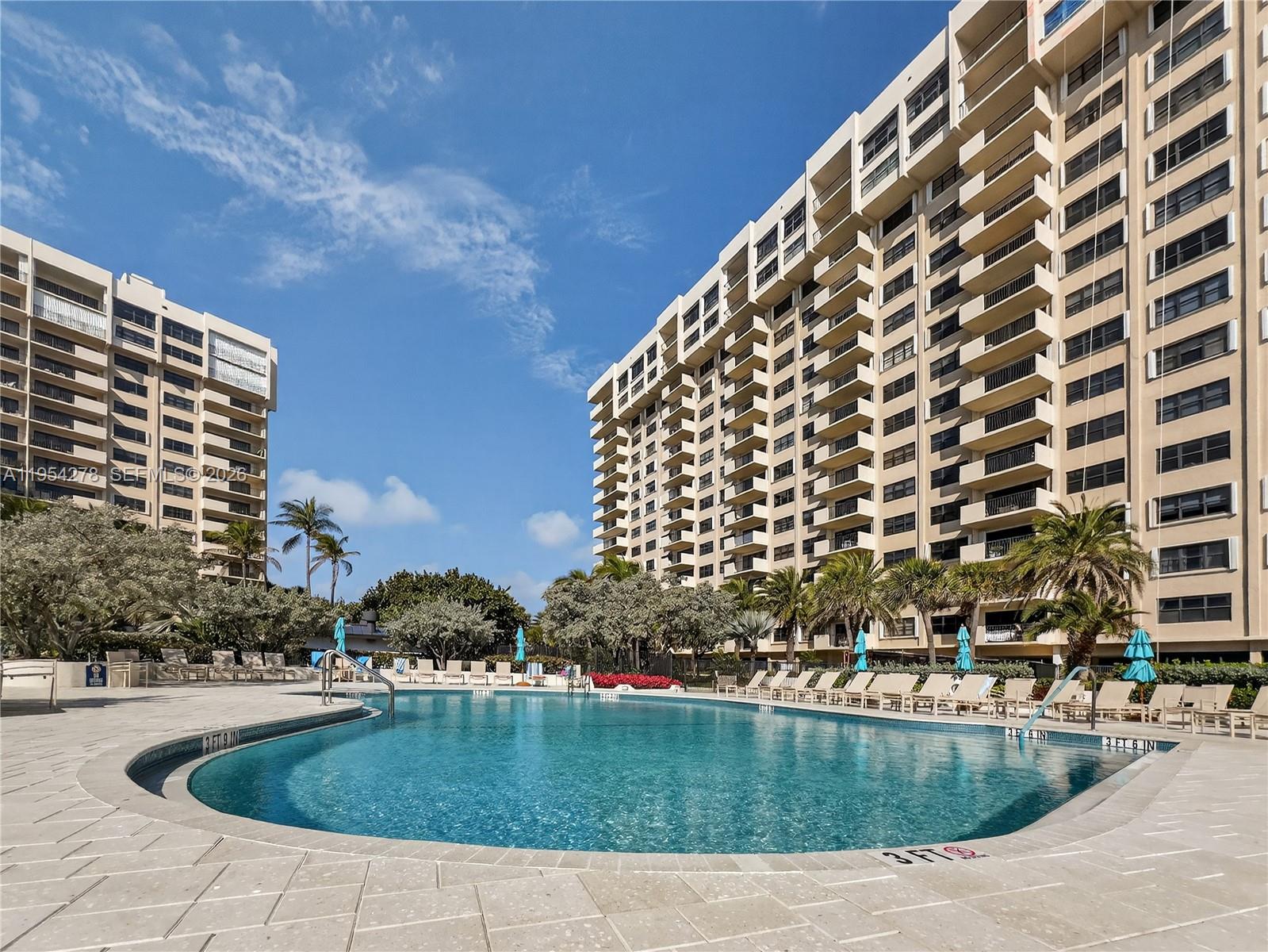 5000 N Ocean Blvd # 1006