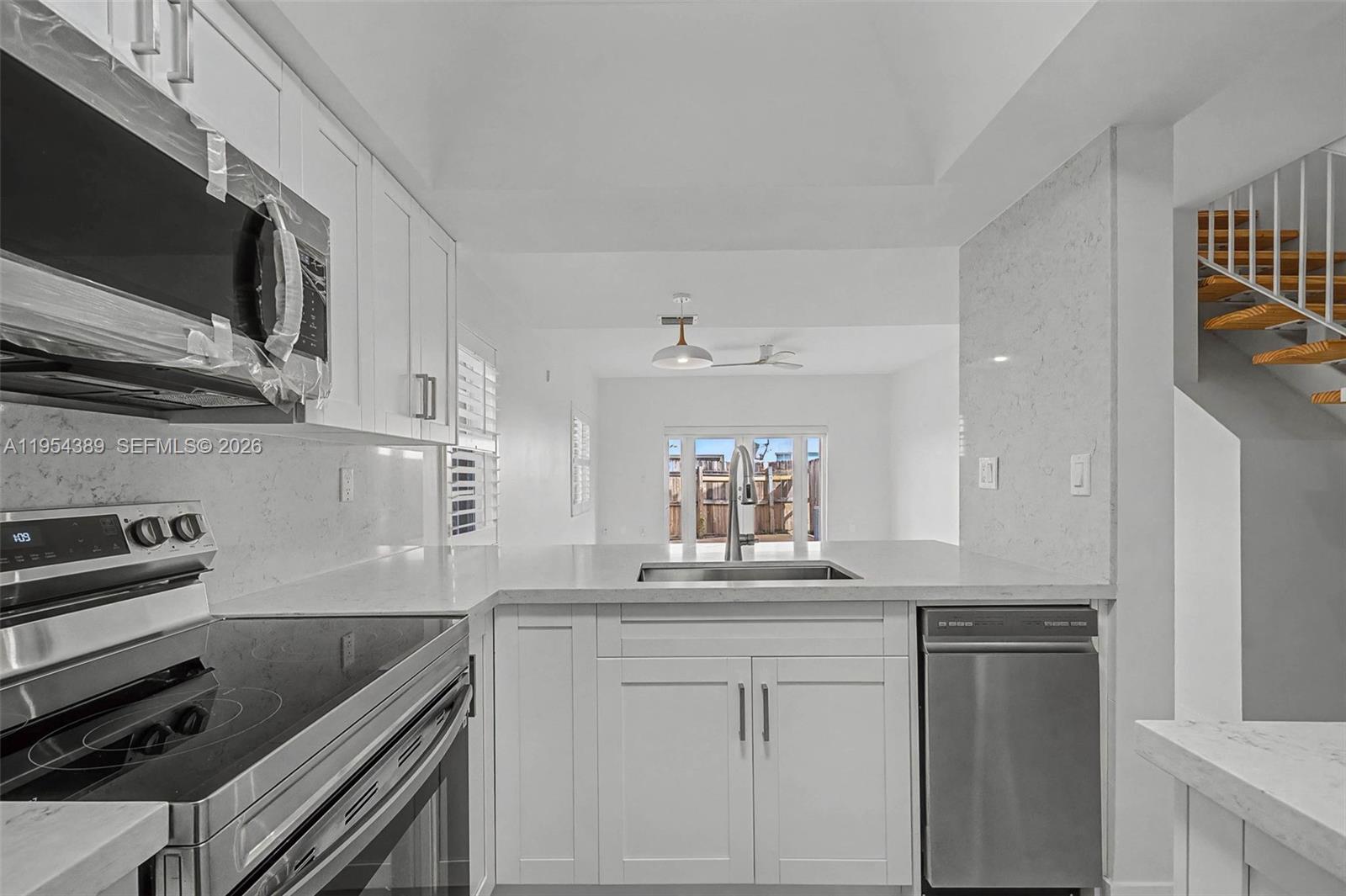 6560 SW 138th Ct # 801