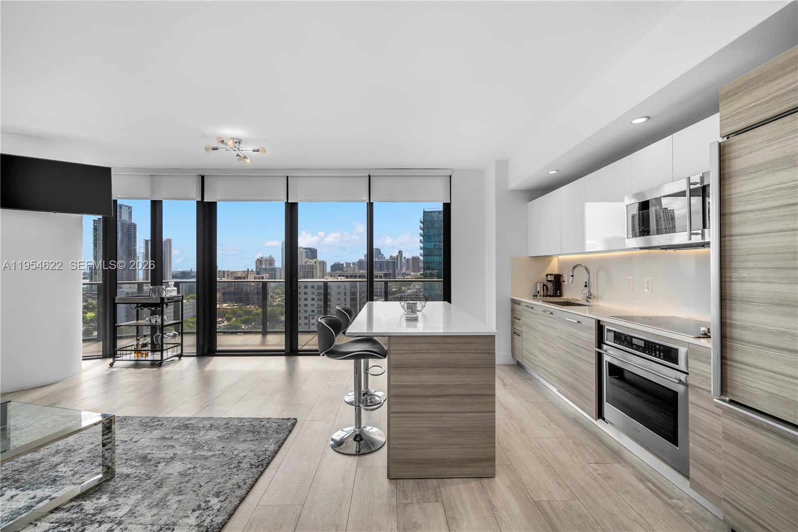 121 NE 34th St # 1704