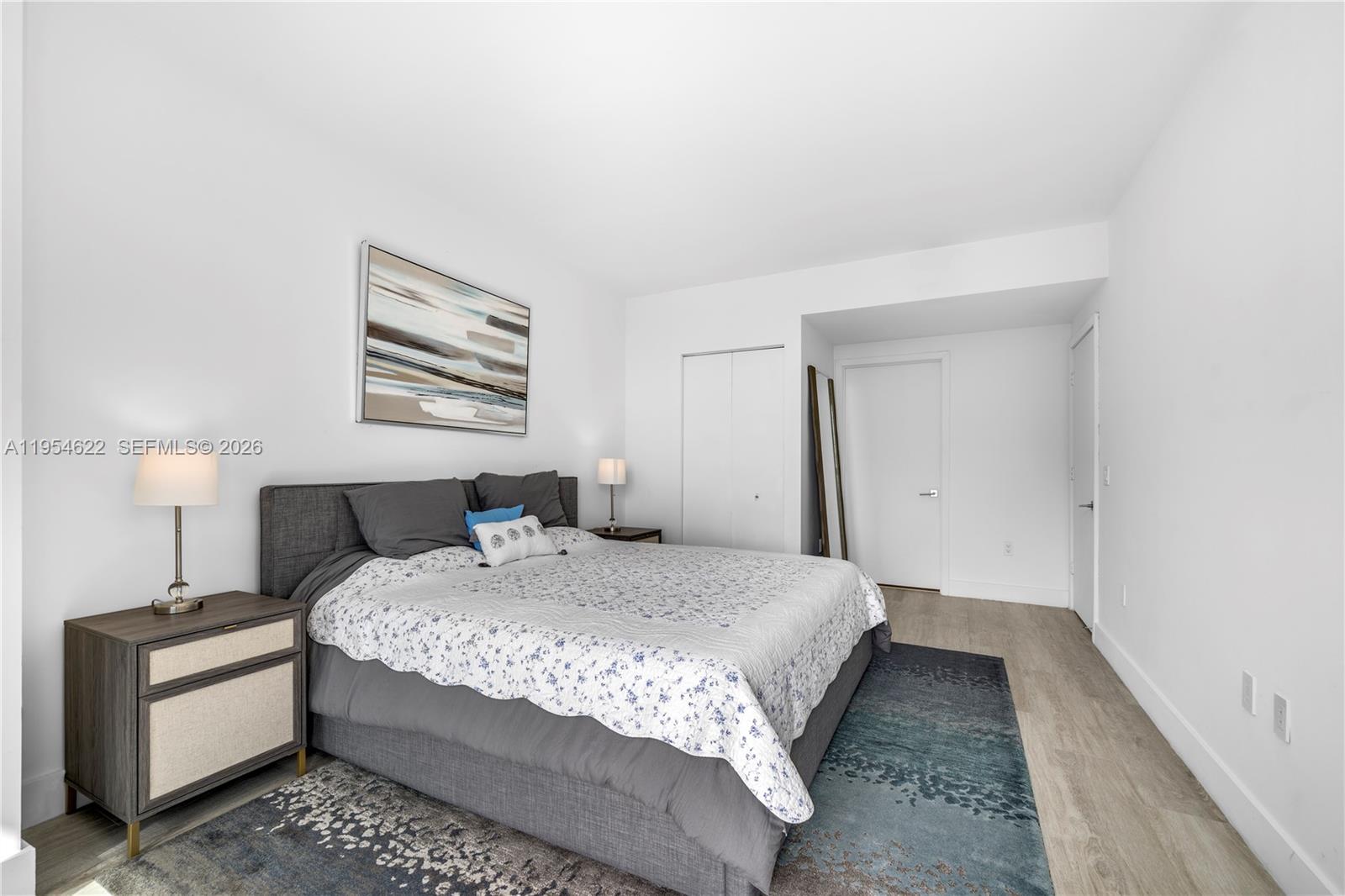 121 NE 34th St # 1704