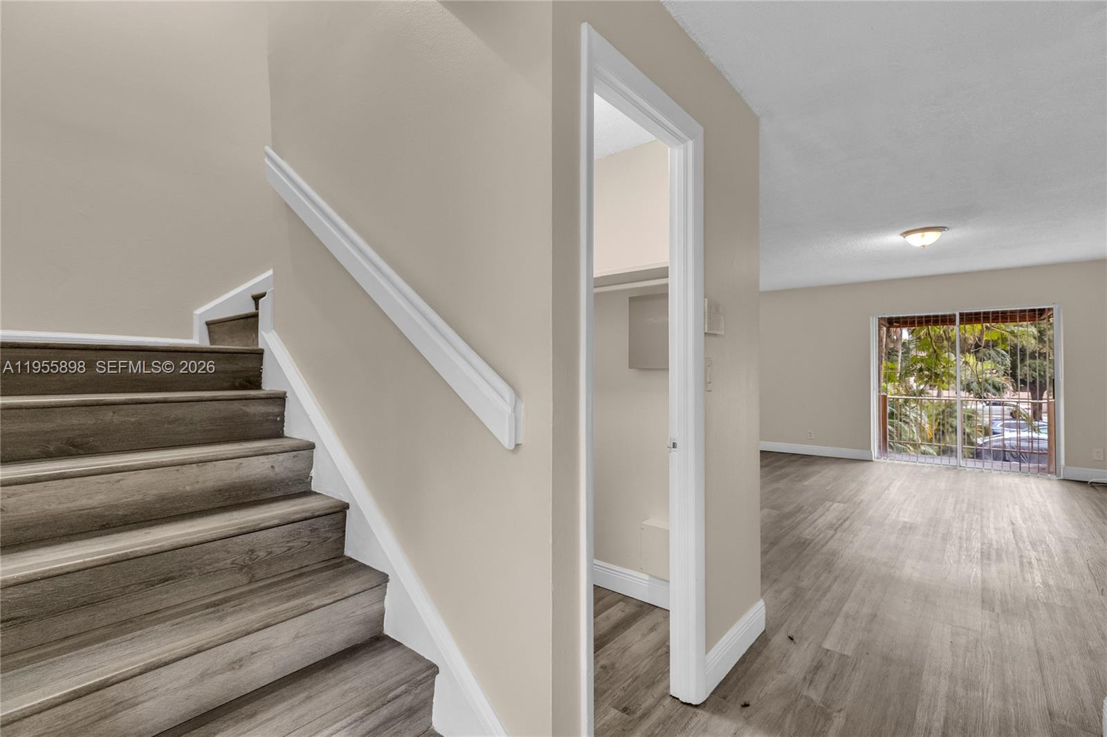 17901 NW 68th Ave # T206