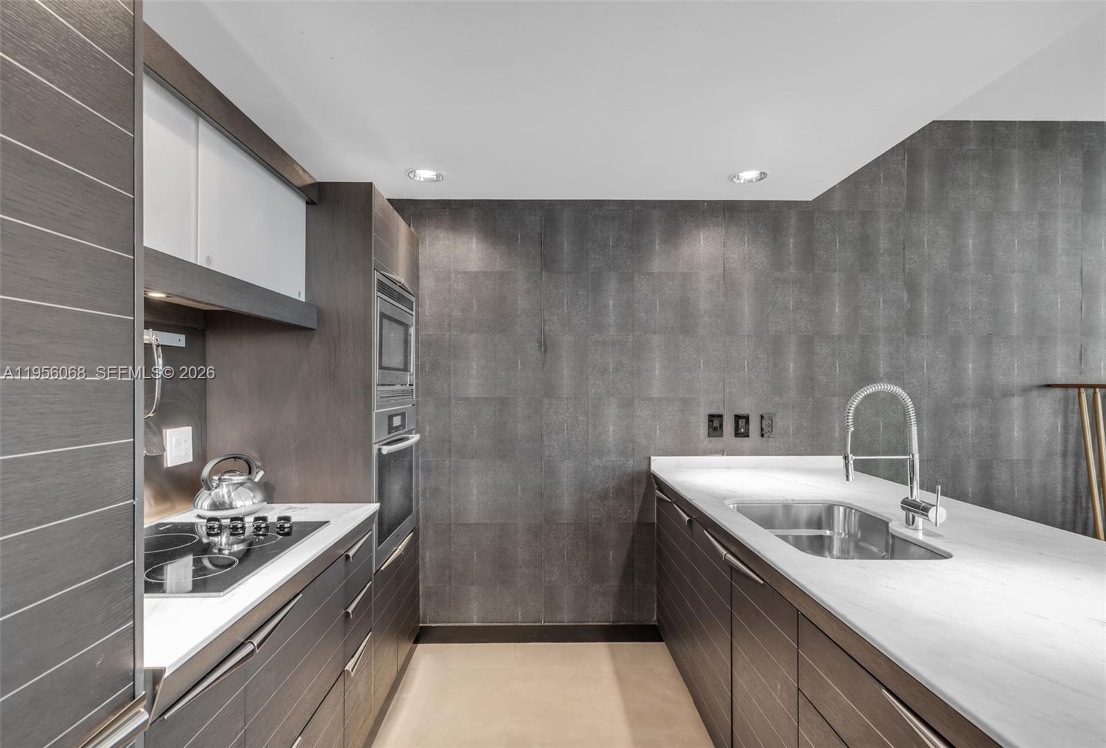 200 Biscayne Boulevard Way # 506