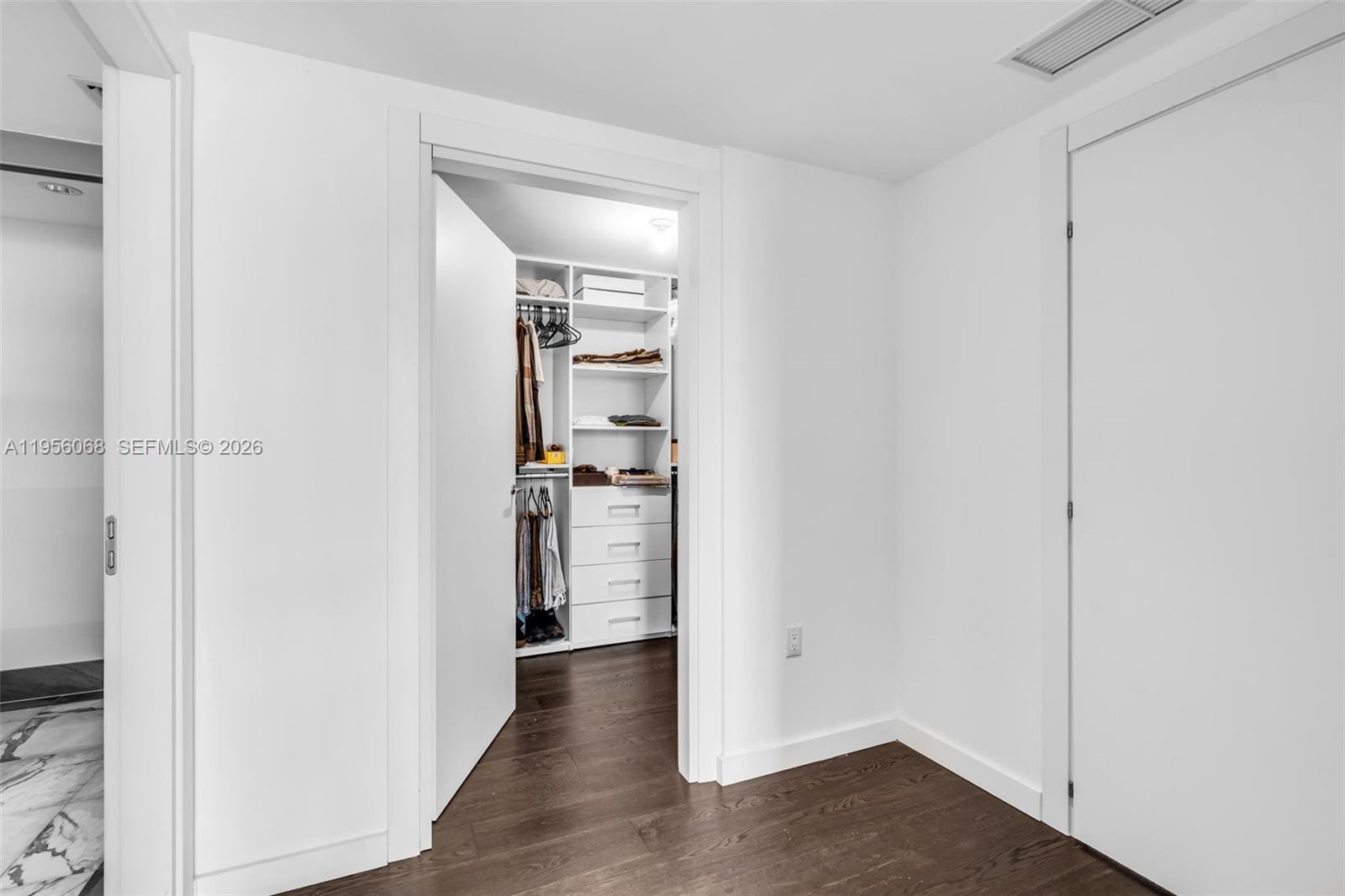 200 Biscayne Boulevard Way # 506