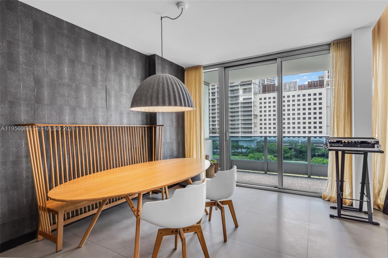 200 Biscayne Boulevard Way # 506