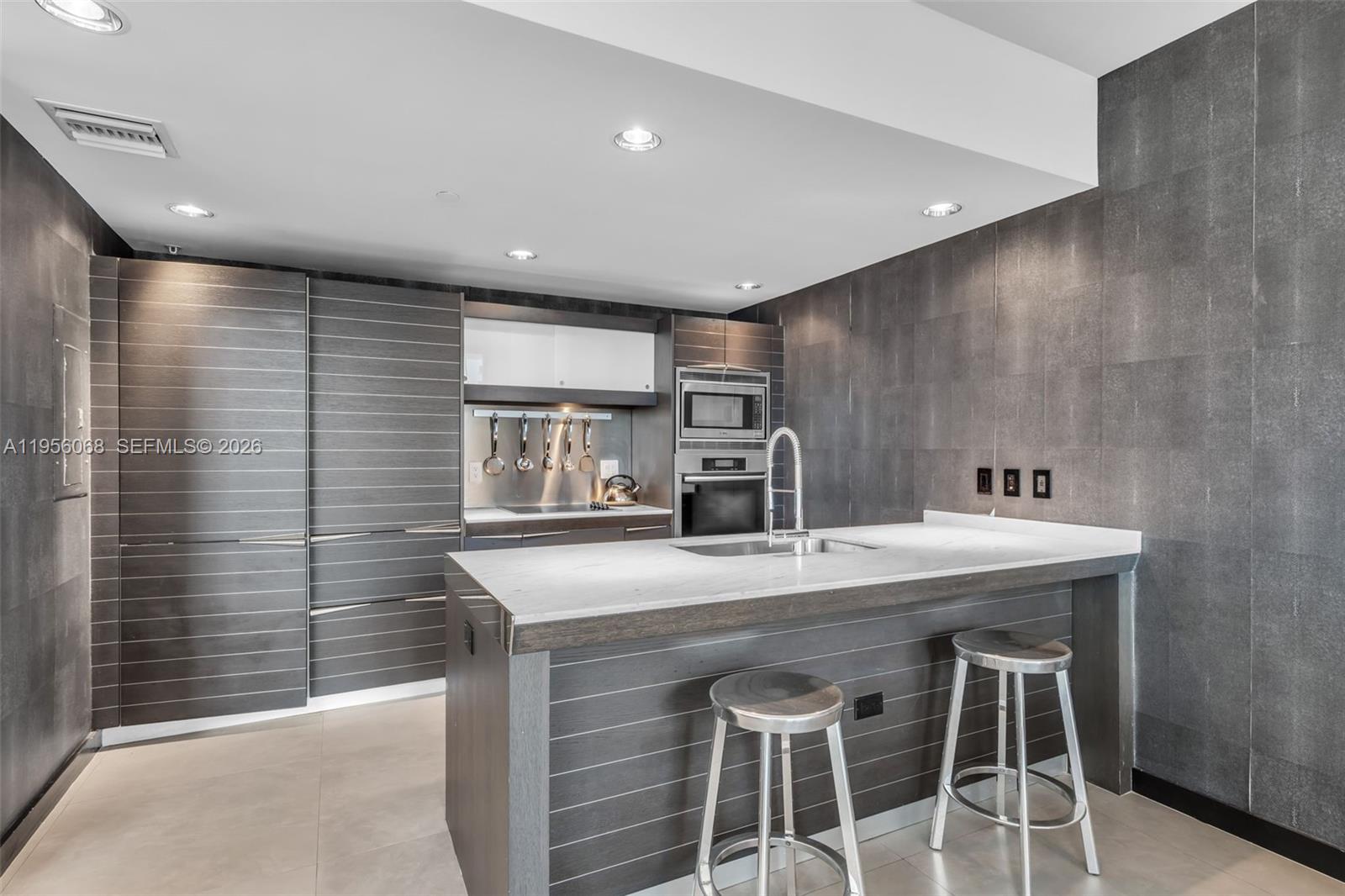 200 Biscayne Boulevard Way # 506