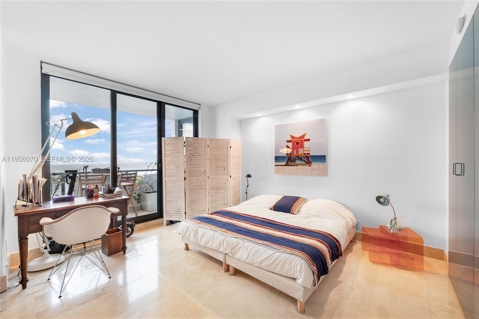 1581 Brickell Ave # 2302