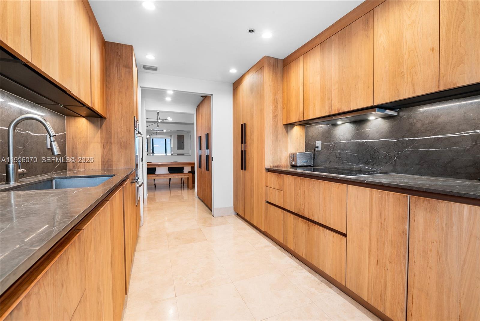 1581 Brickell Ave # 2302