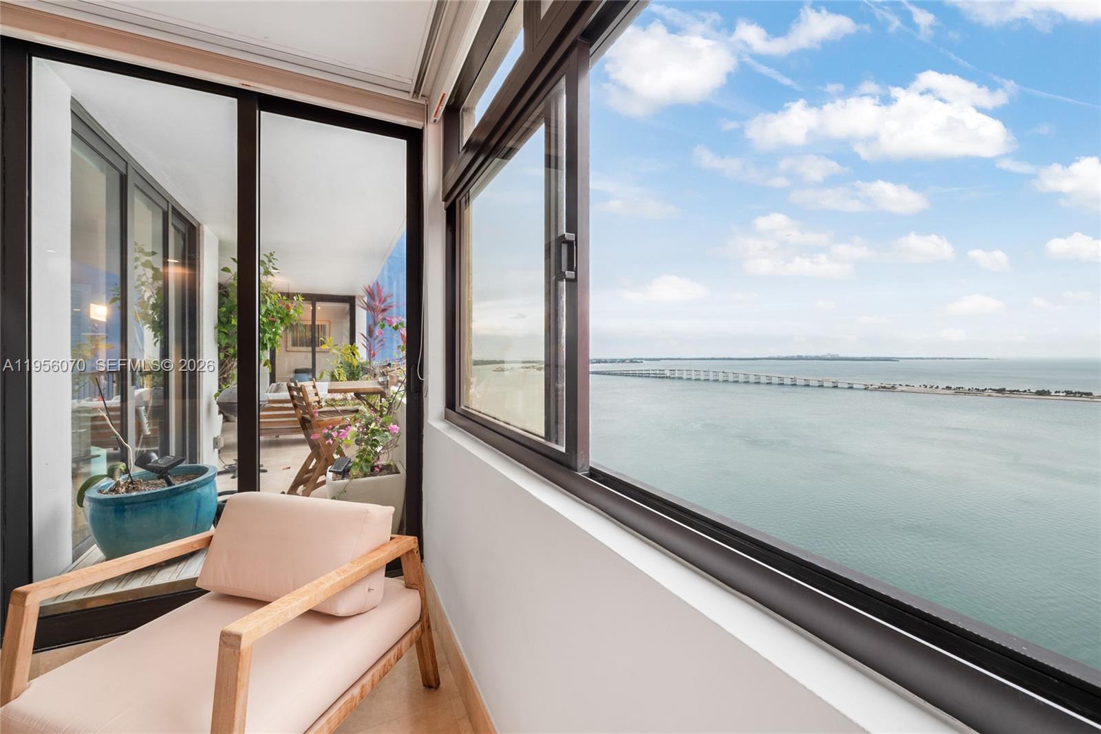 1581 Brickell Ave # 2302