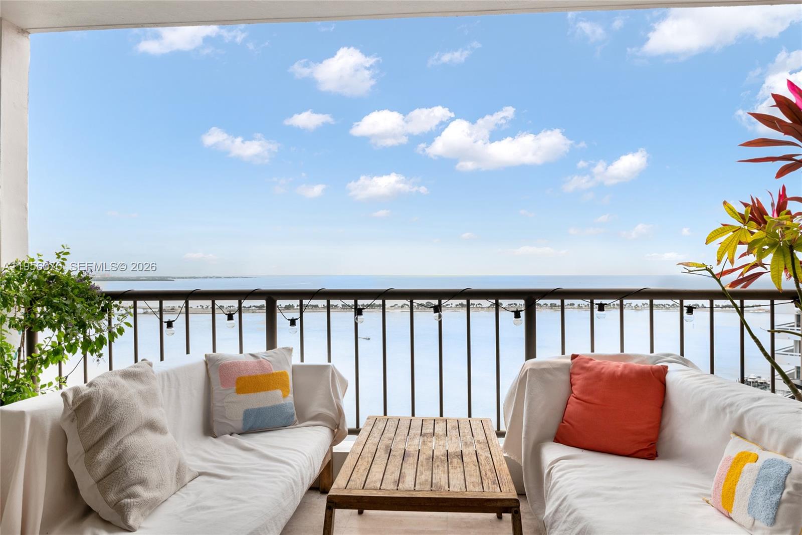 1581 Brickell Ave # 2302