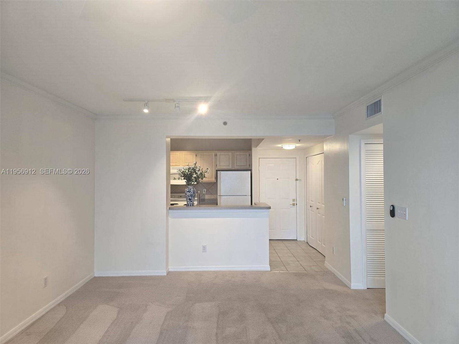 2665 SW 37th Ave # 401