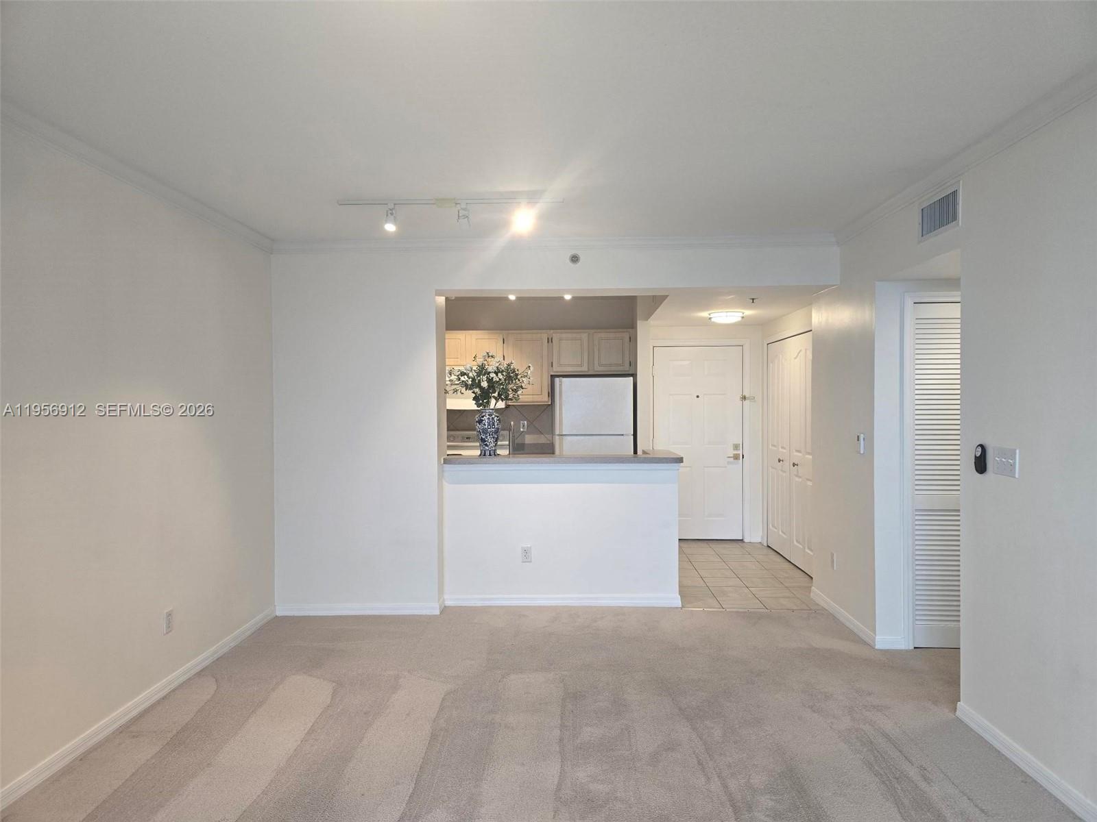 2665 SW 37th Ave # 401